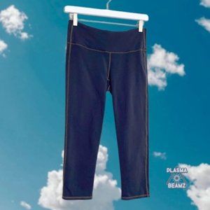 Athleta Gray Capri Yoga Leggings S